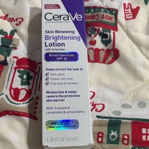 CeraVe Skin Renewing Brightening Lotion - White and Purple
